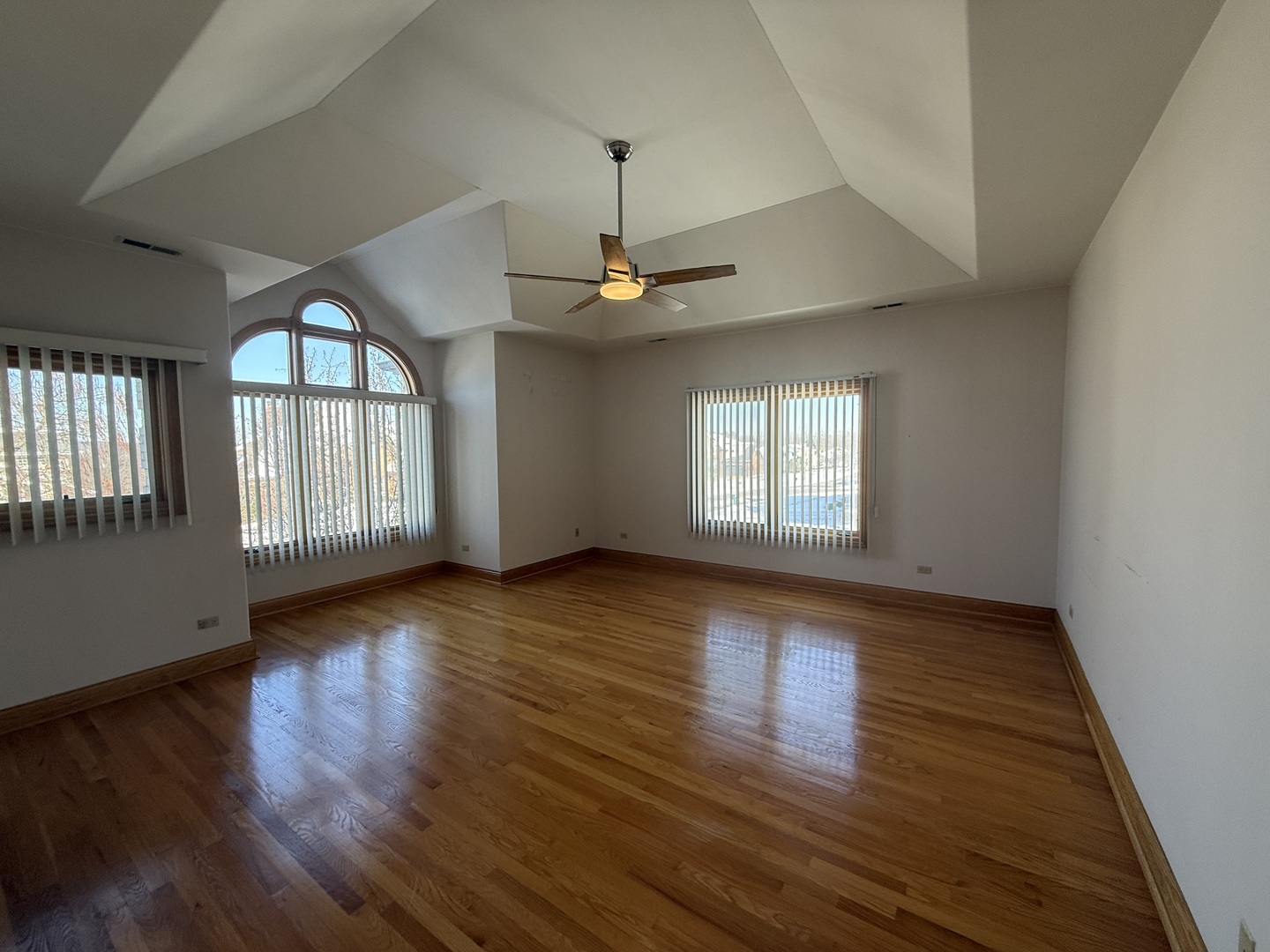 1004 Saddle Lane, Lemont, IL 60439