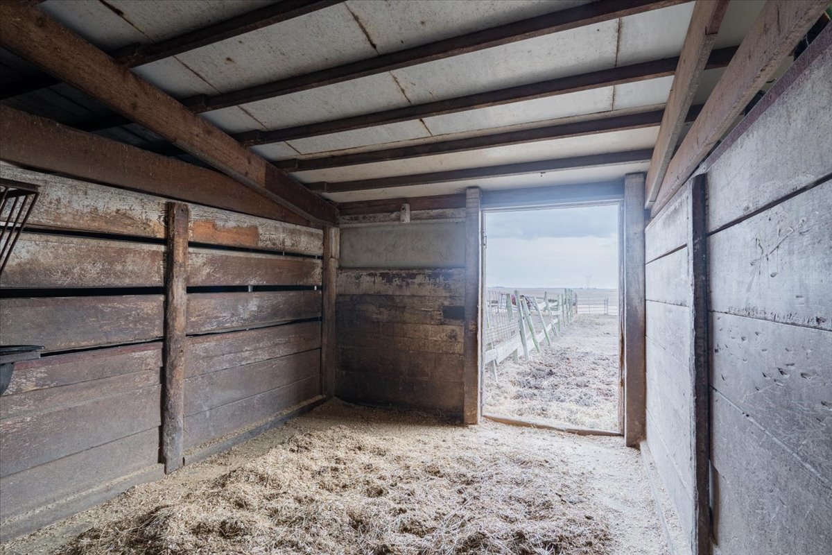 26151 E 2500 North Road, Lexington, IL 61753