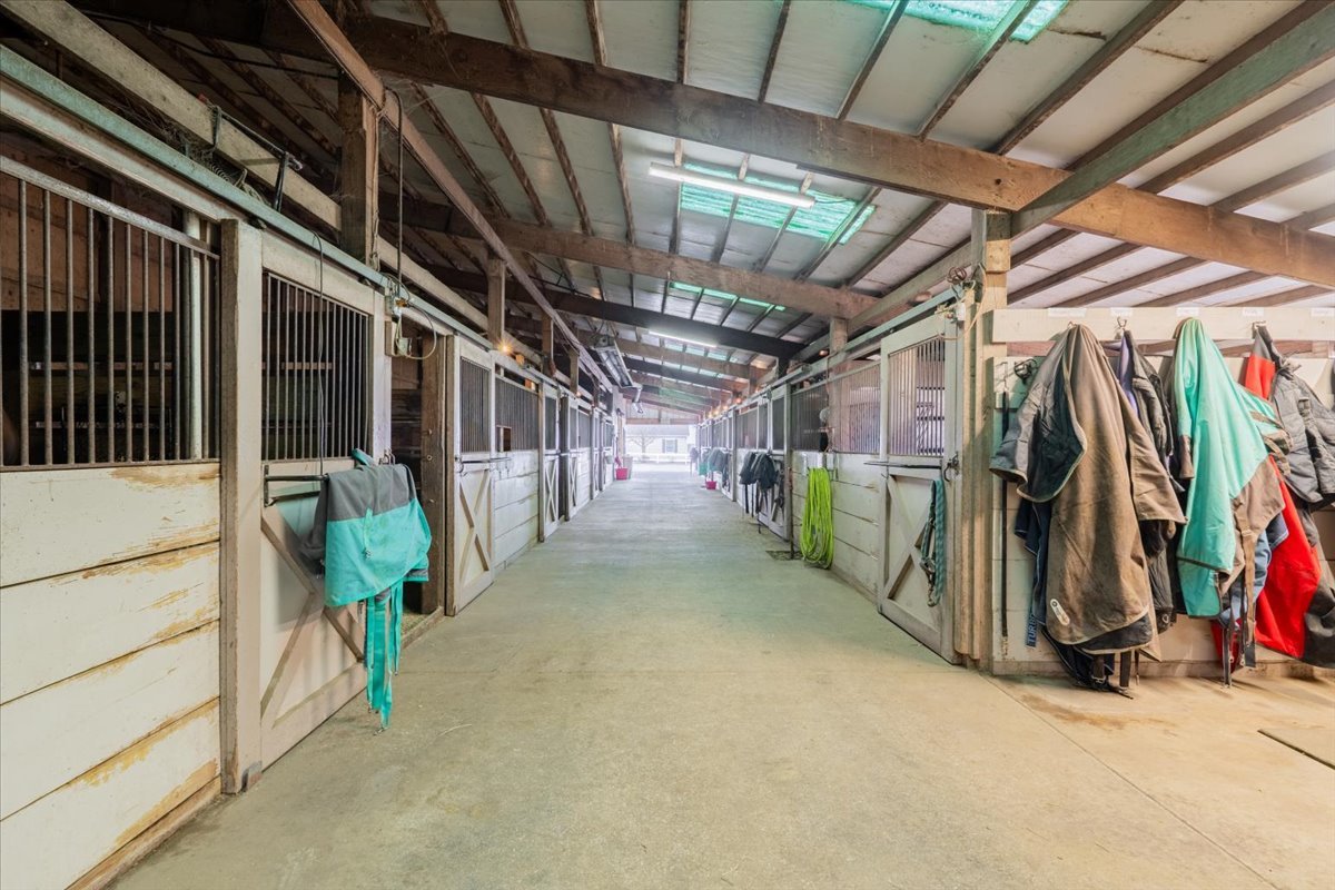 26151 E 2500 North Road, Lexington, IL 61753