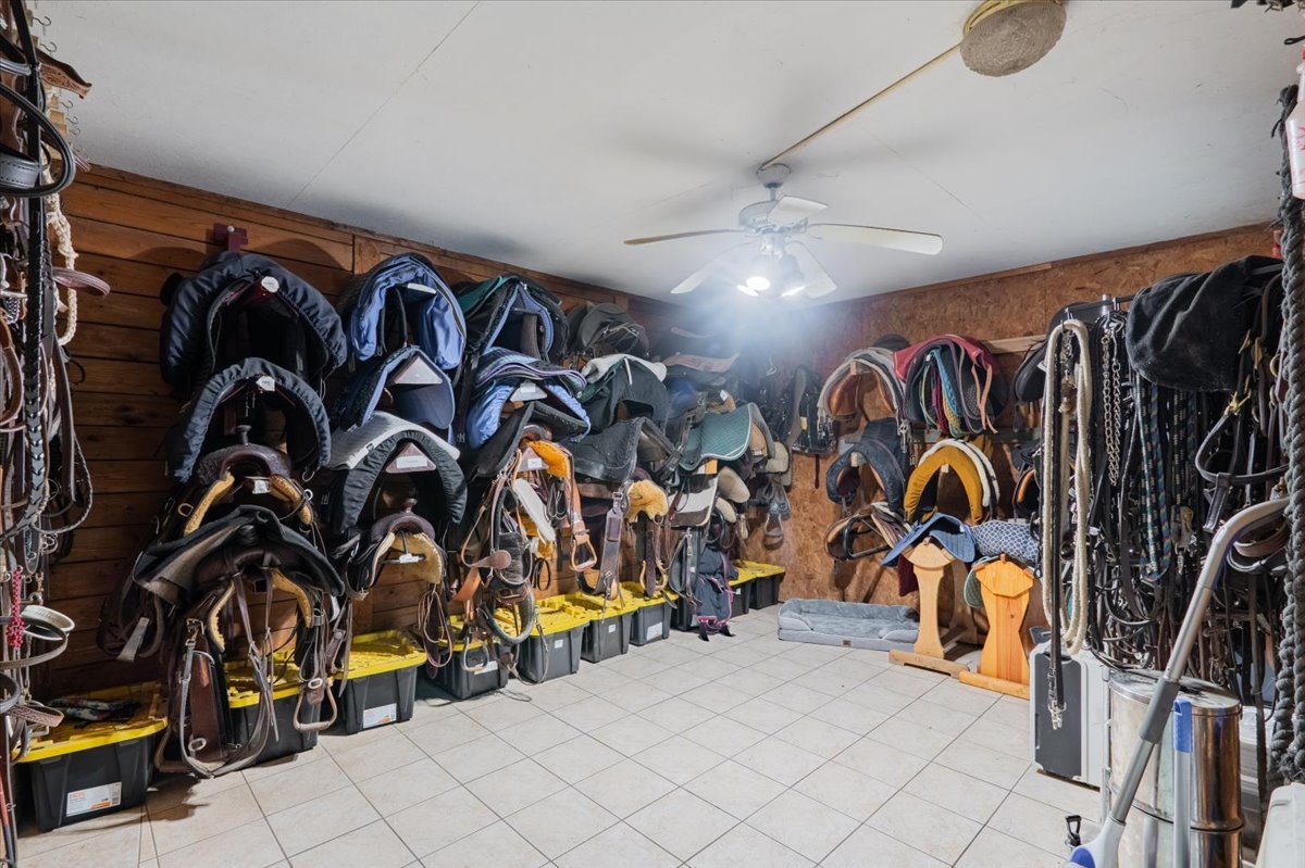 26151 E 2500 North Road, Lexington, IL 61753