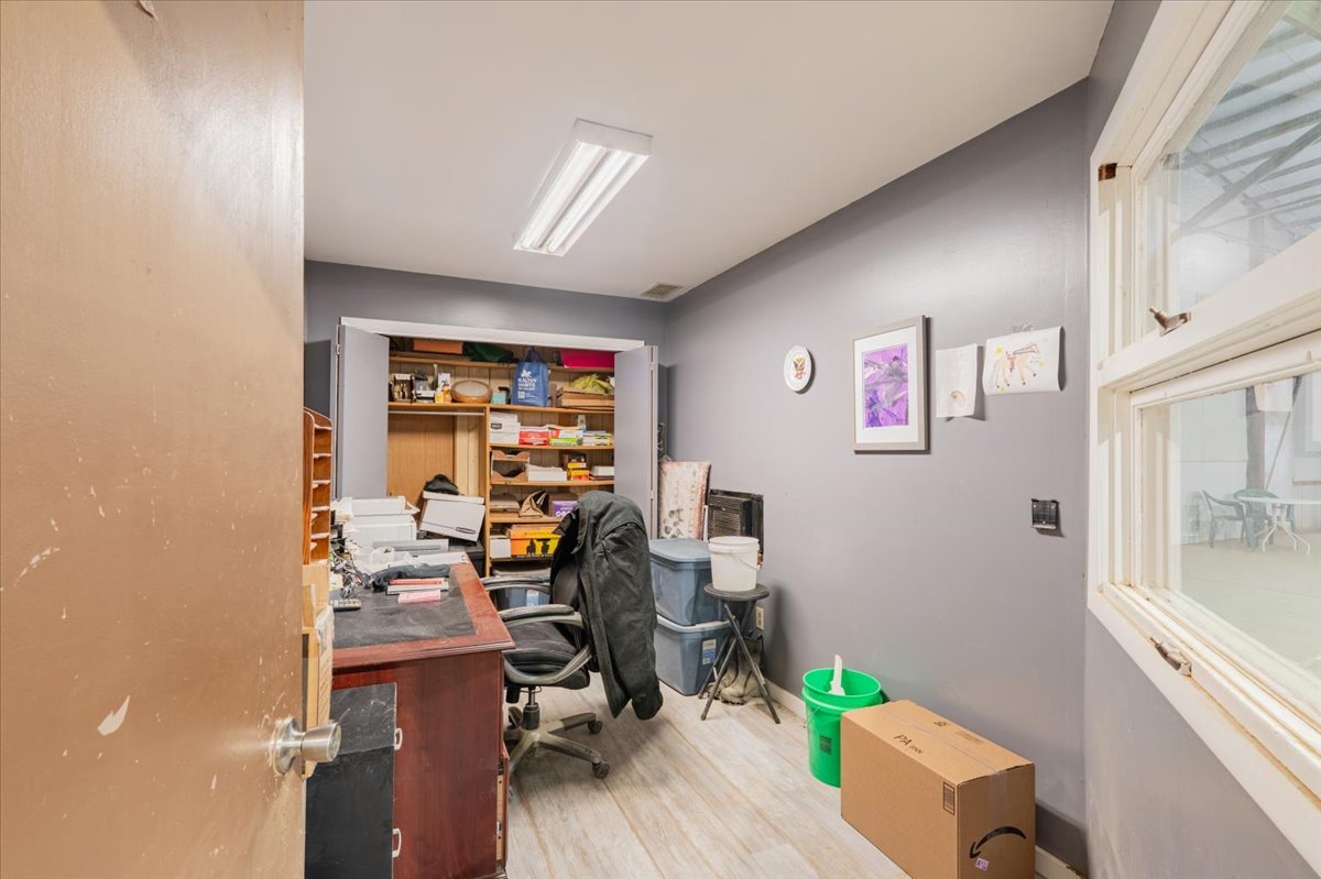 26151 E 2500 North Road, Lexington, IL 61753