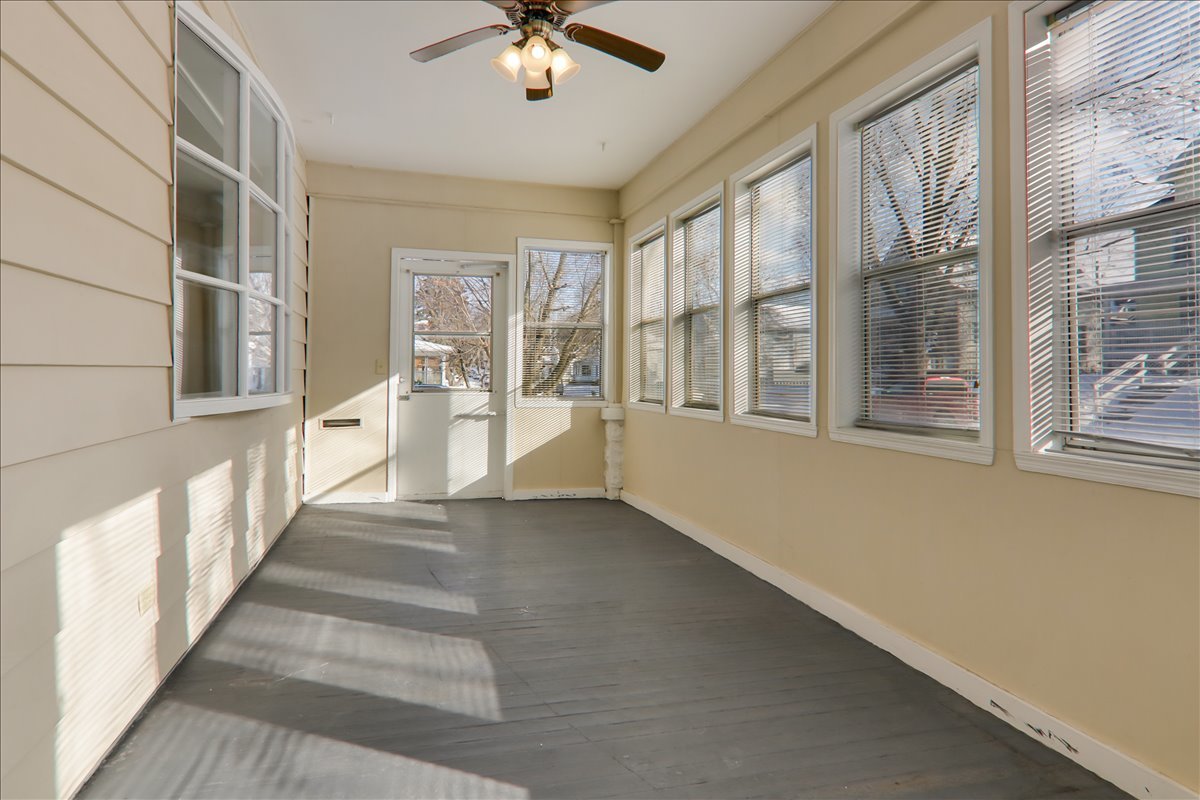 813 W Jefferson Street, Bloomington, IL 61701