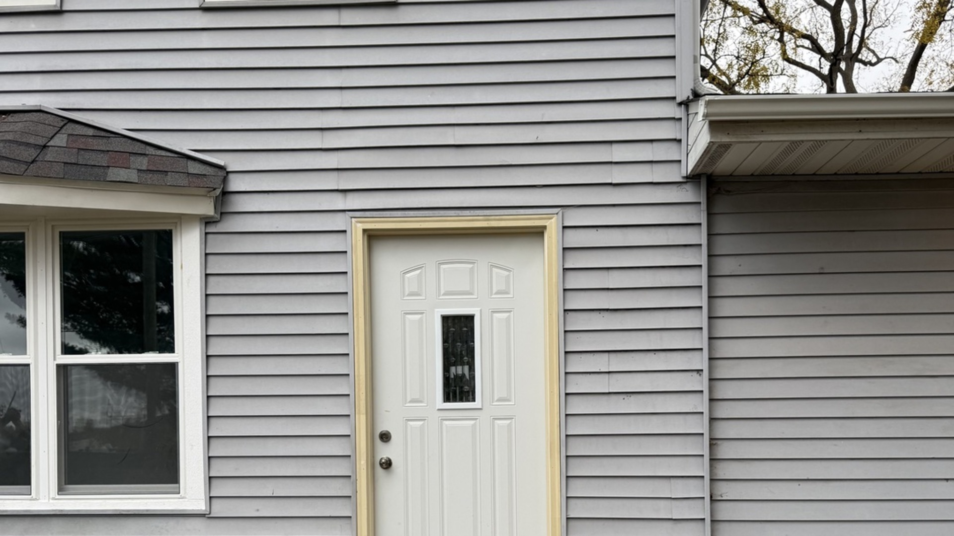 102 8th Avenue, Mendota, IL 61342