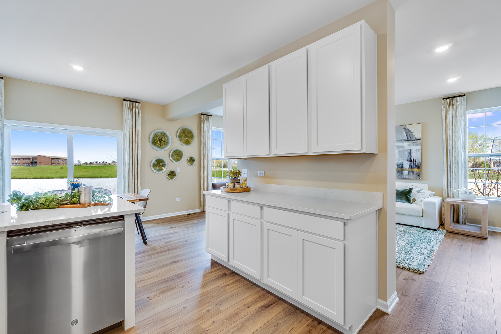 7723 Nightshade Lane, Joliet, IL 60431