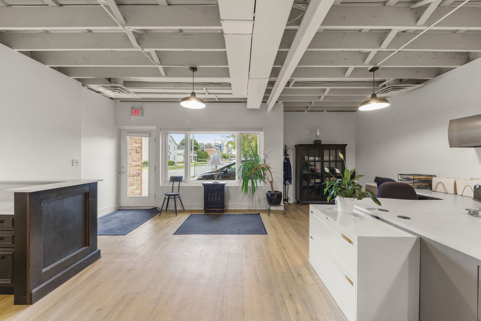 175 N Washington Street, Wheaton, IL 60187