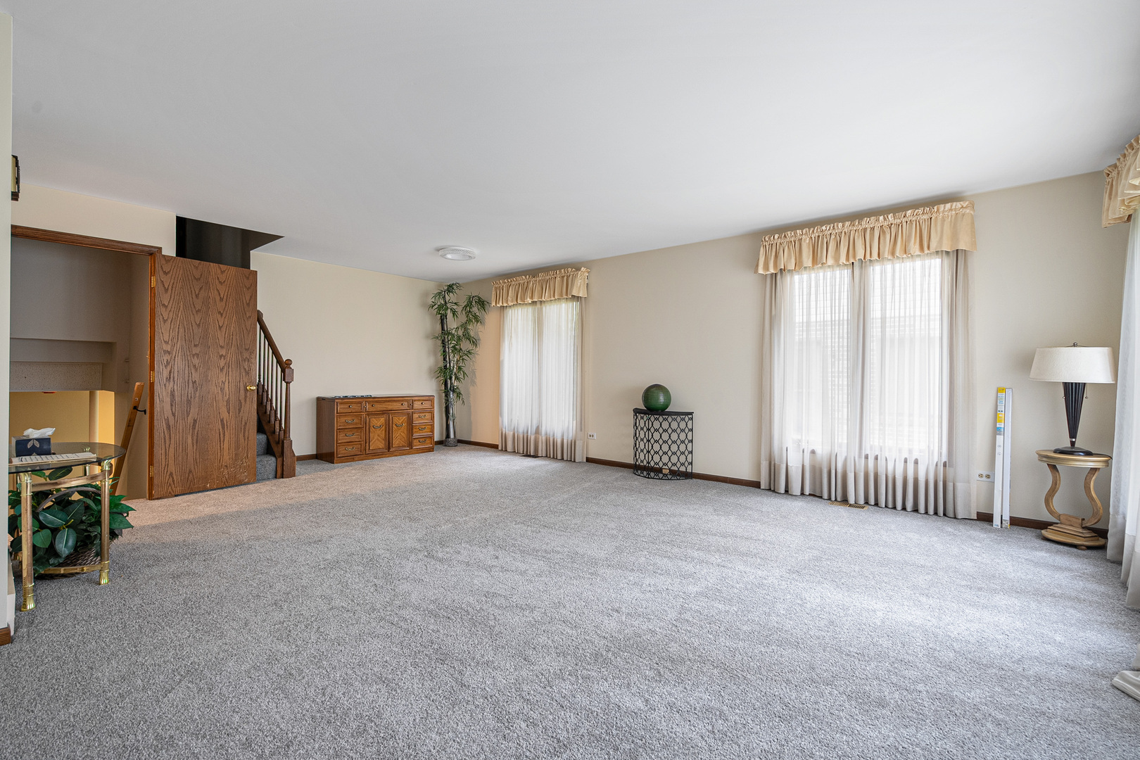 10567 Waterford Drive, Westchester, IL 60154