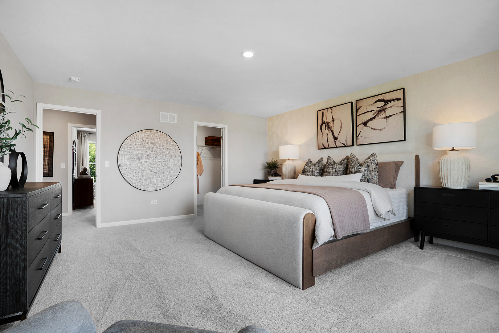 390 Danforth Drive, Oswego, IL 60543