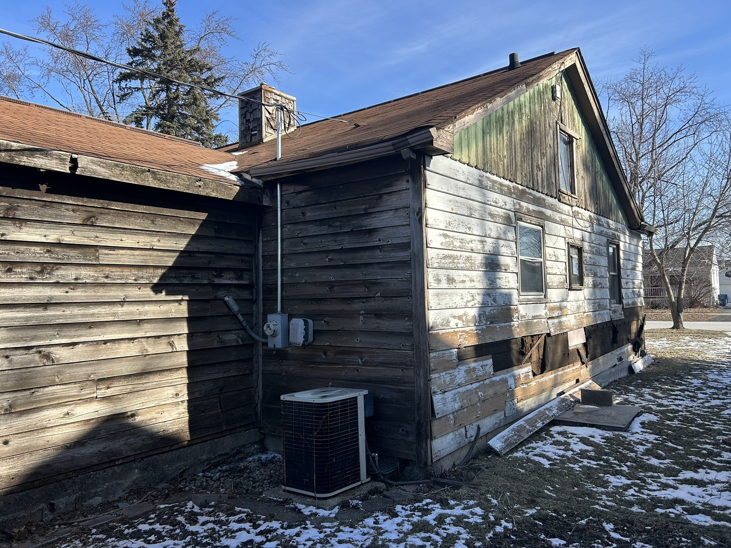 9606 S Natoma Avenue, Oak Lawn, IL 60453