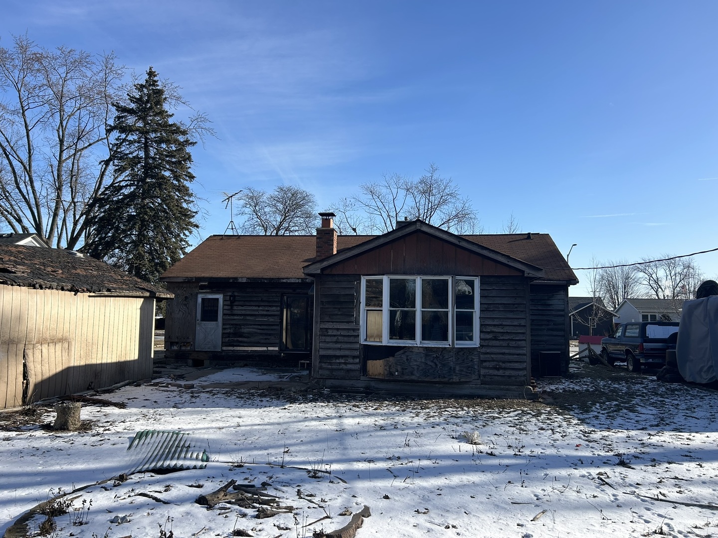 9606 S Natoma Avenue, Oak Lawn, IL 60453