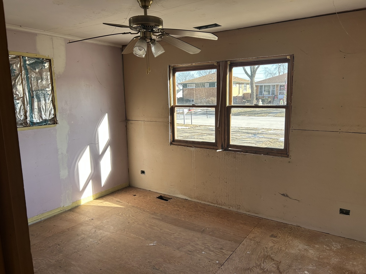 9606 S Natoma Avenue, Oak Lawn, IL 60453