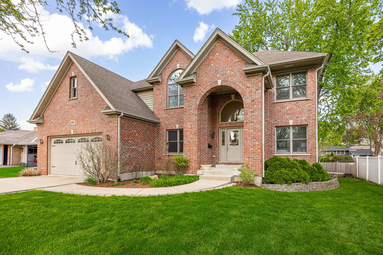 4001 Washington Street, Downers Grove, IL 60515