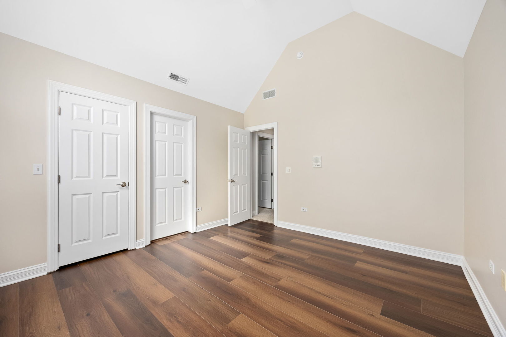 4001 Washington Street, Downers Grove, IL 60515