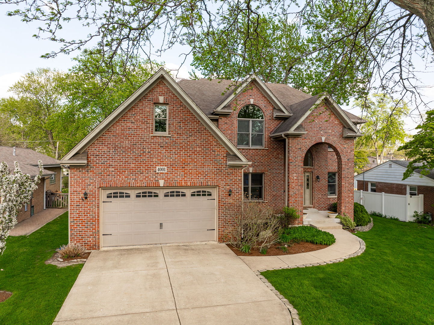 4001 Washington Street, Downers Grove, IL 60515