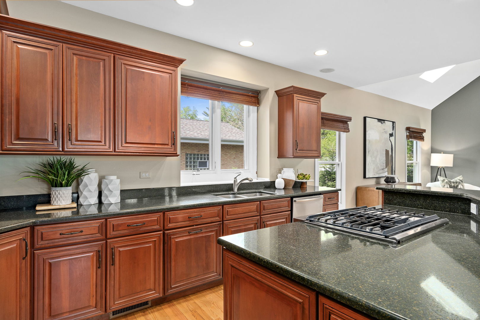 4001 Washington Street, Downers Grove, IL 60515