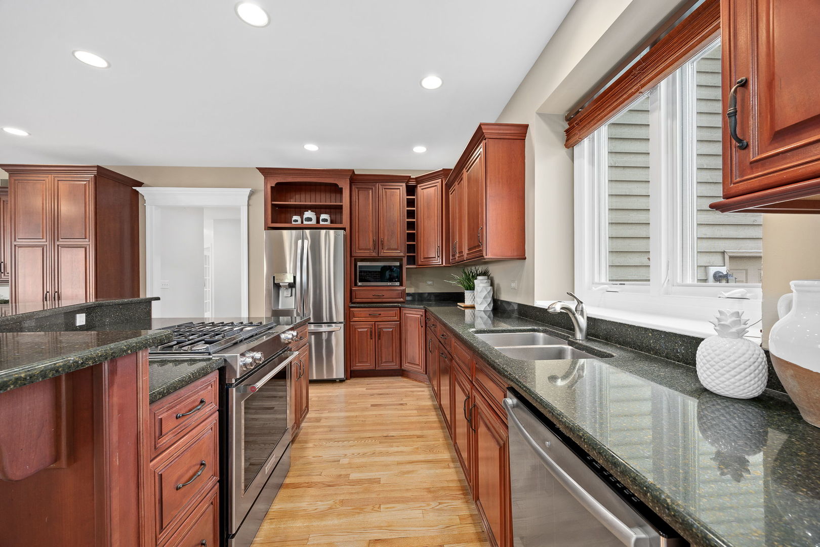 4001 Washington Street, Downers Grove, IL 60515