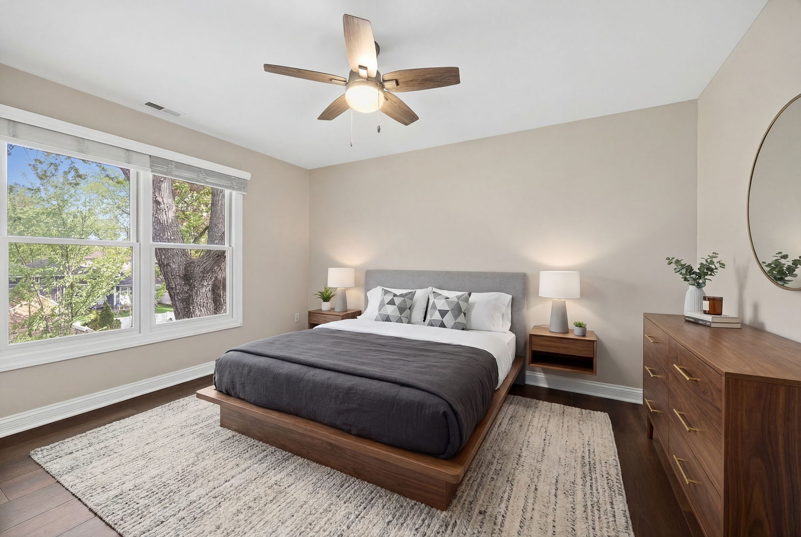 4001 Washington Street, Downers Grove, IL 60515