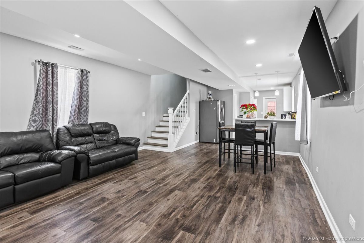 12531 S Honore Street, Calumet Park, IL 60827