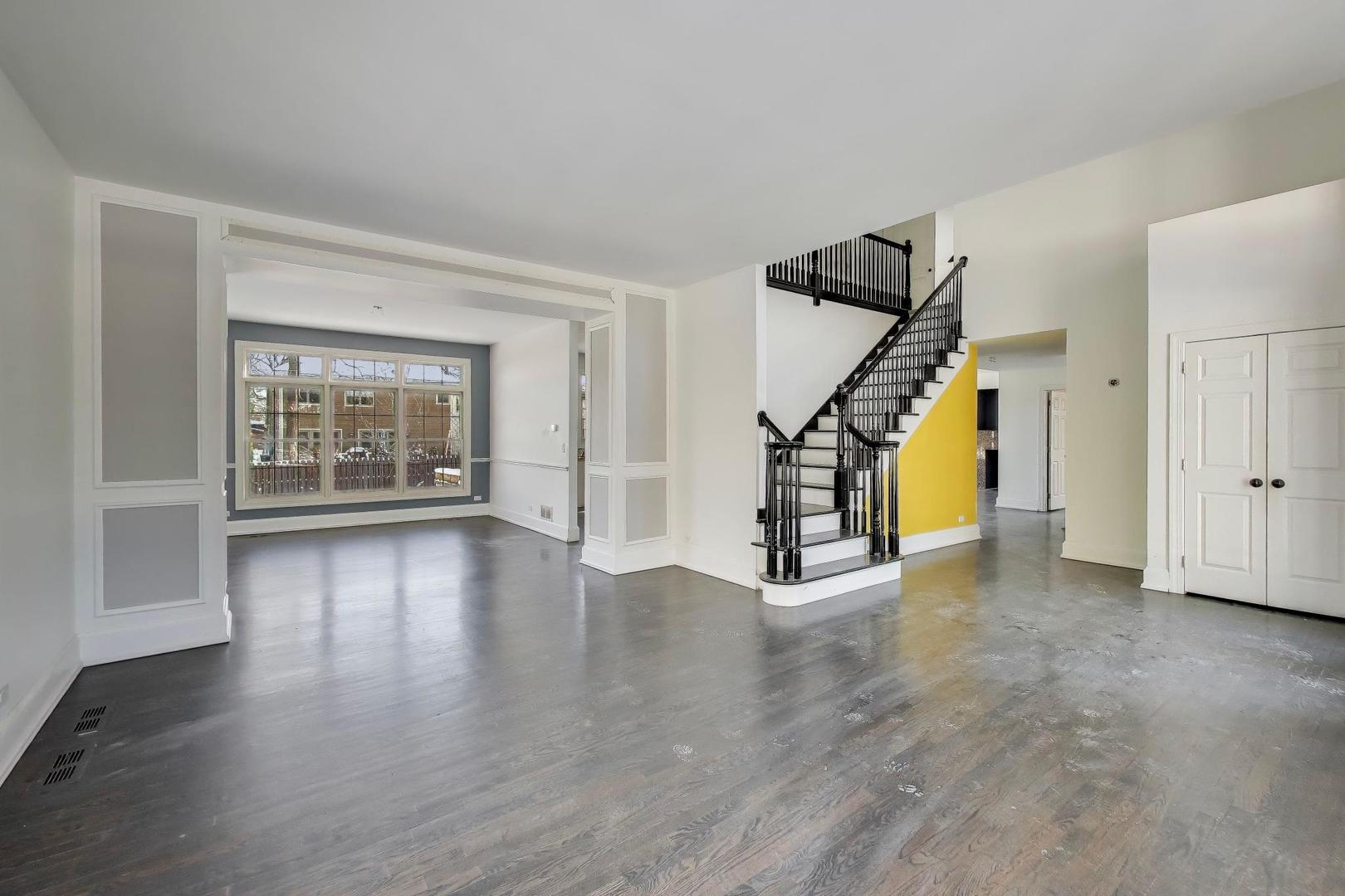 309 Ridge Road, Highland Park, IL 60035