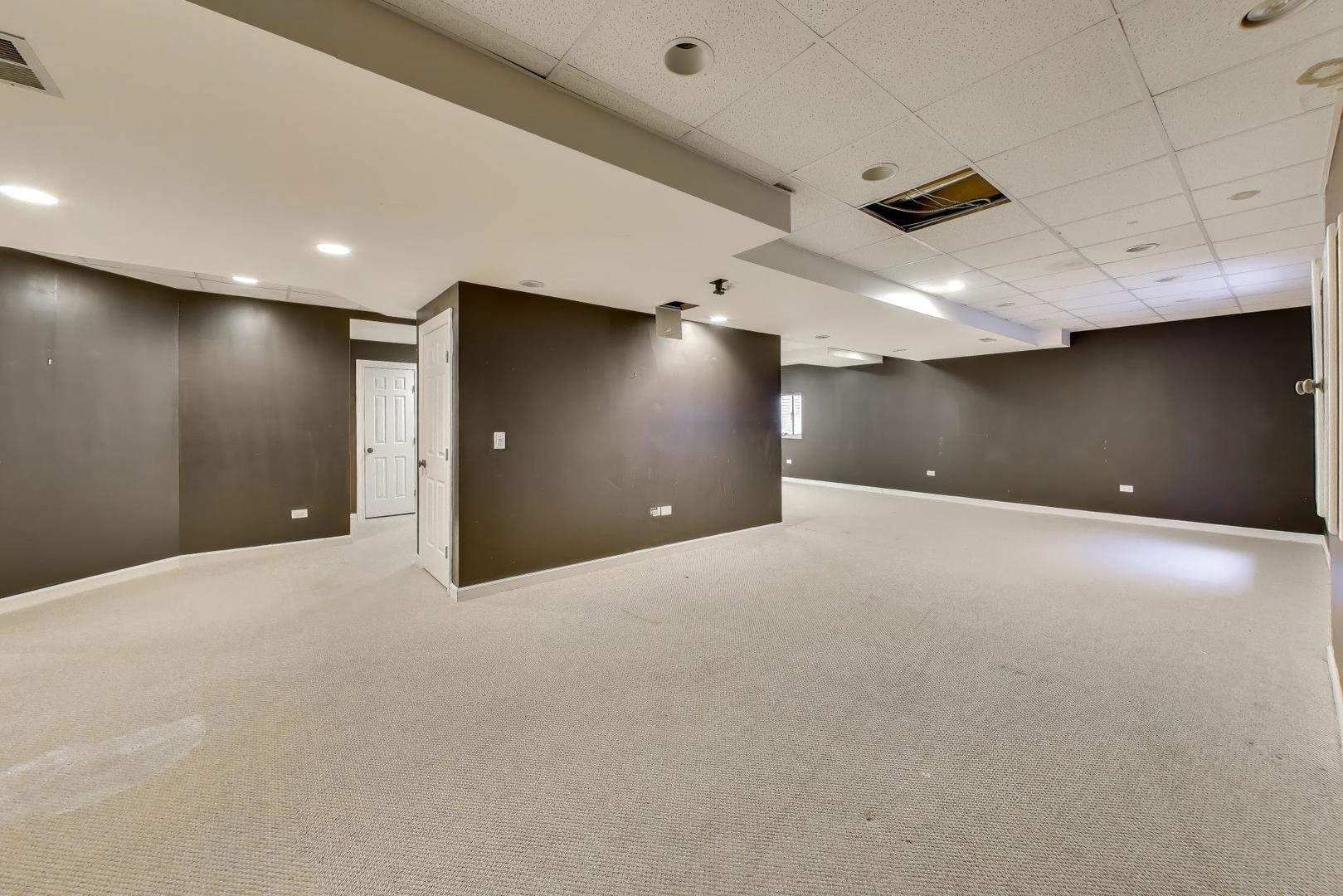 309 Ridge Road, Highland Park, IL 60035