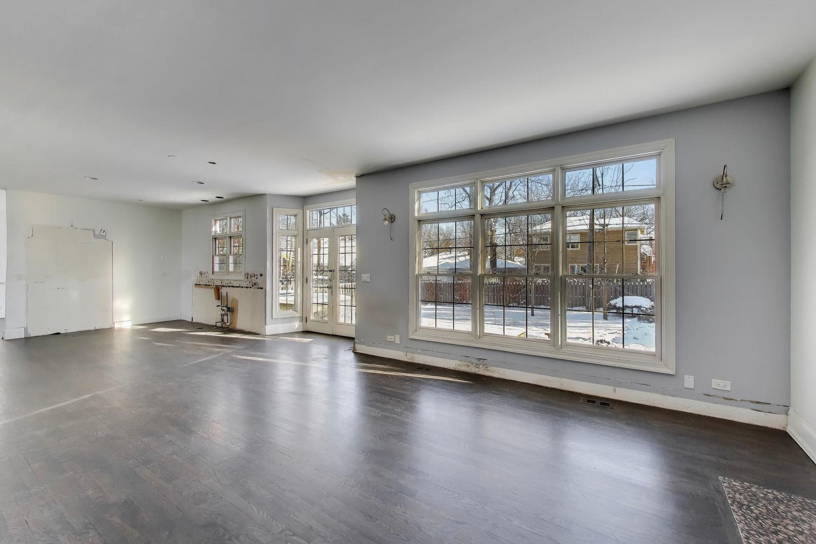 309 Ridge Road, Highland Park, IL 60035