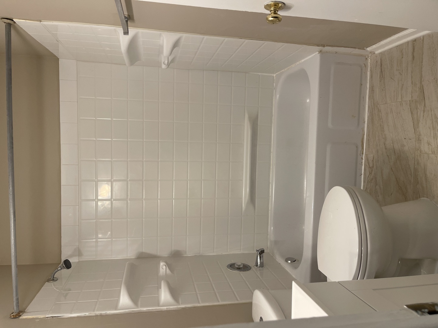 1035 Higgins QuarterS Drive #4-205, Hoffman Estates, IL 60194