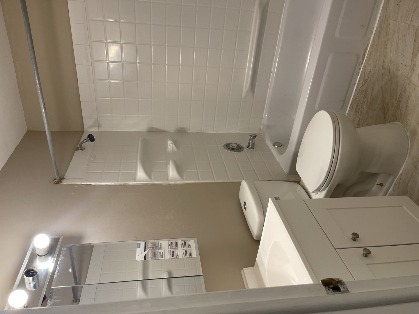 1035 Higgins QuarterS Drive #4-205, Hoffman Estates, IL 60194