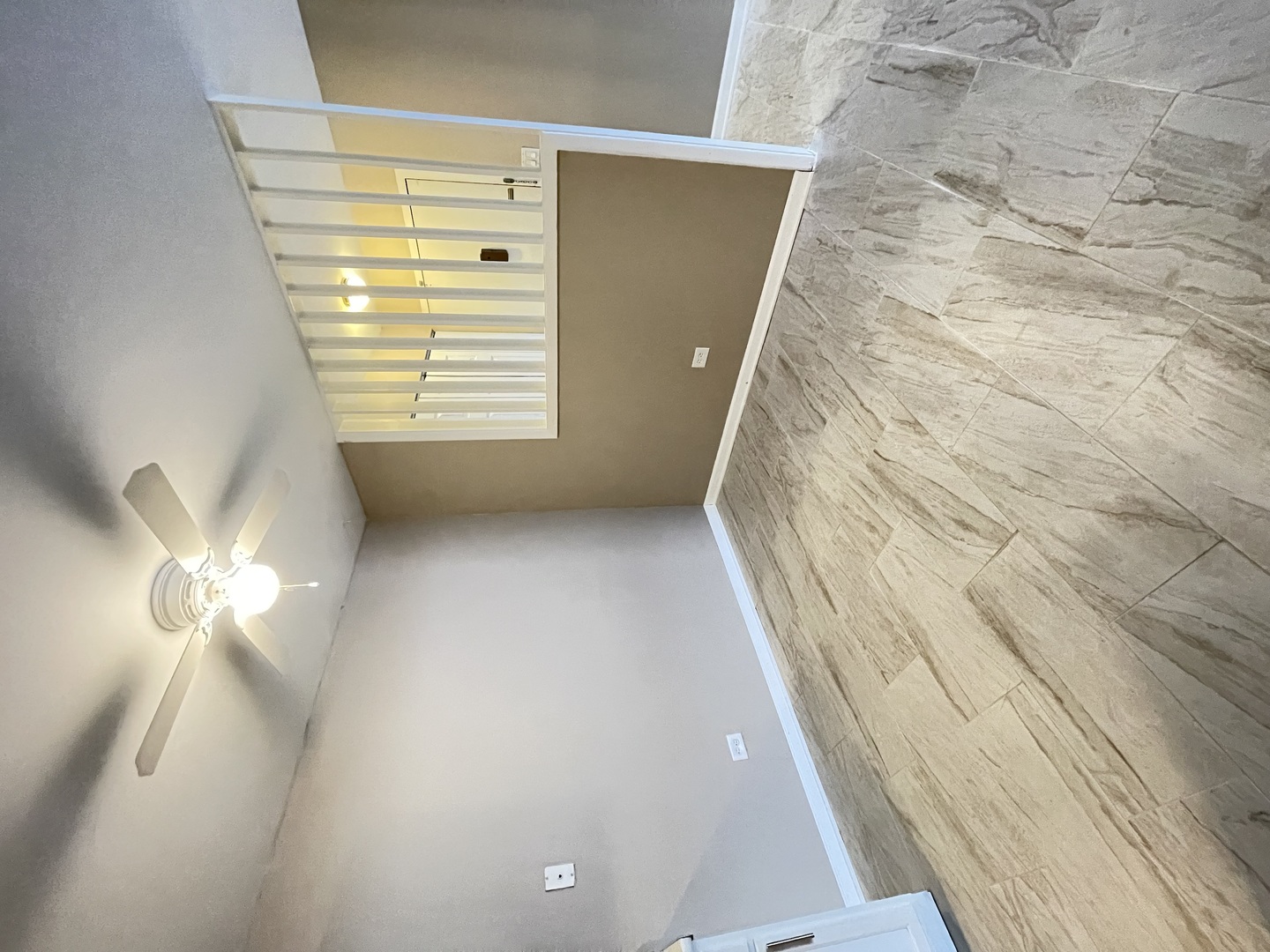 1035 Higgins QuarterS Drive #4-205, Hoffman Estates, IL 60194