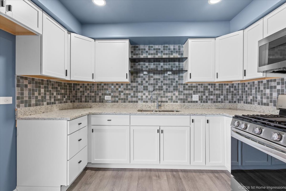 34 E 159th Street, South Holland, IL 60473