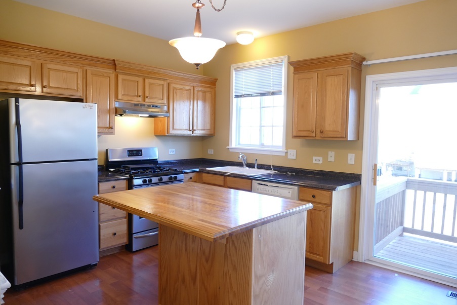 1829 Indian Hill Lane #1829, Aurora, IL 60503