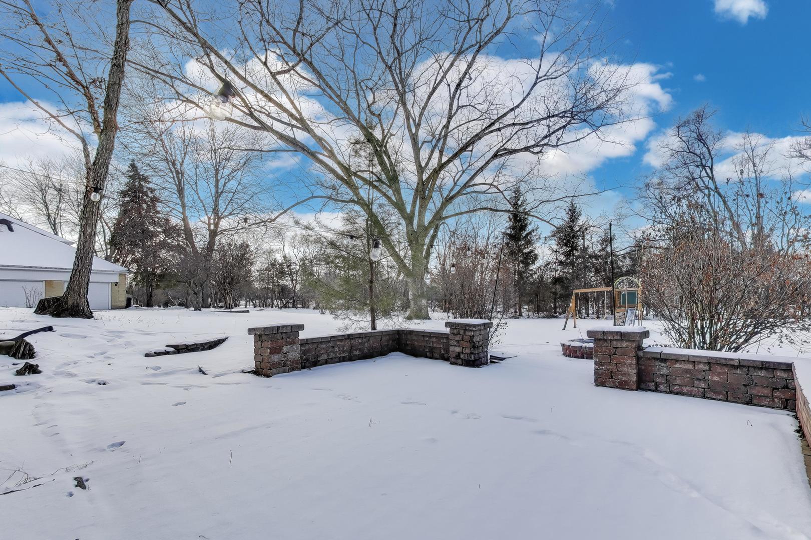 26 Brandywine Road, South Barrington, IL 60010