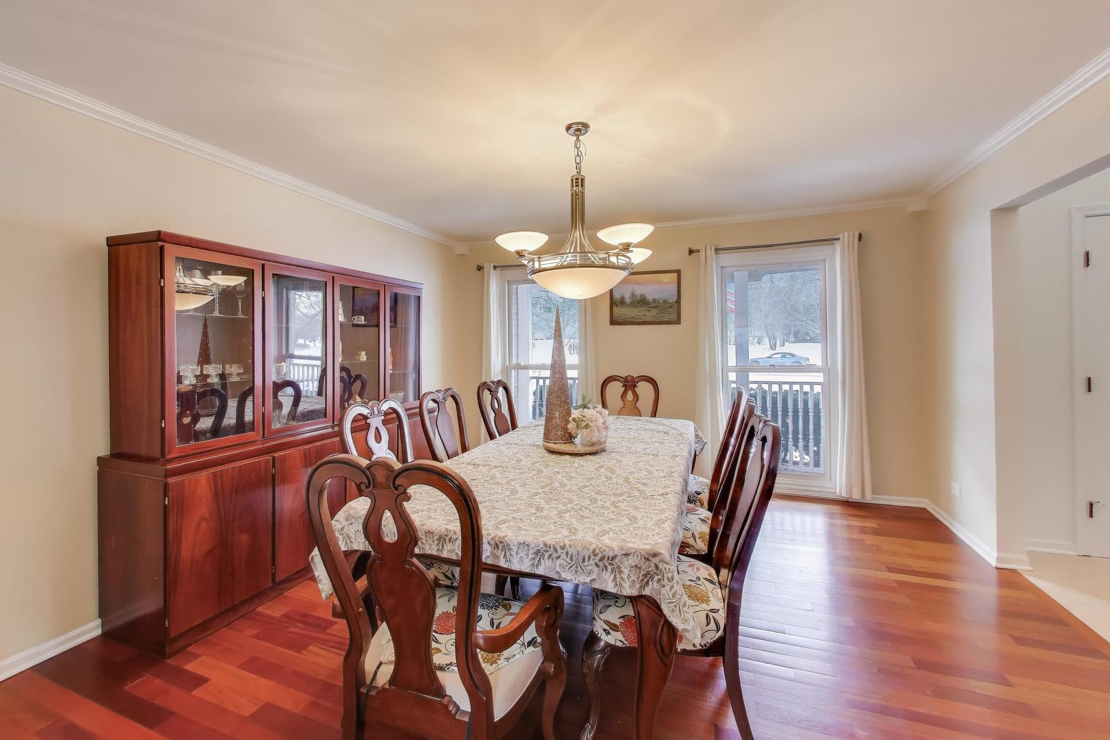 26 Brandywine Road, South Barrington, IL 60010