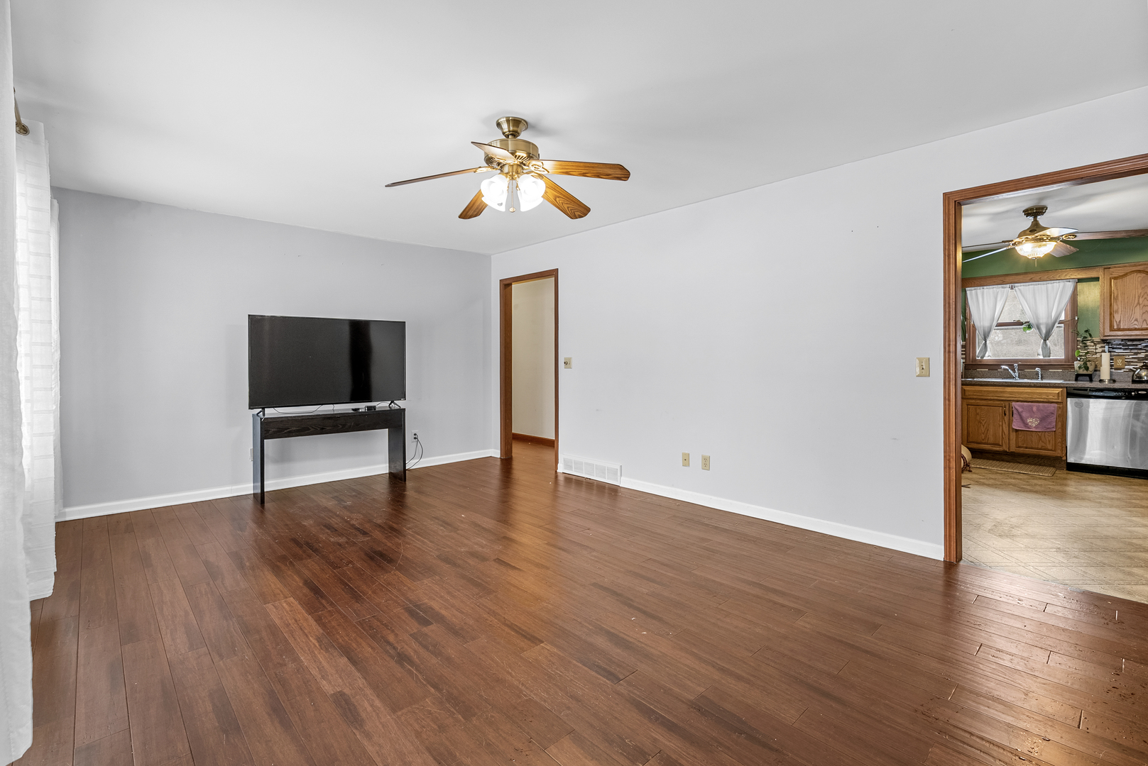 107 Fellemore Lane, Montgomery, IL 60538