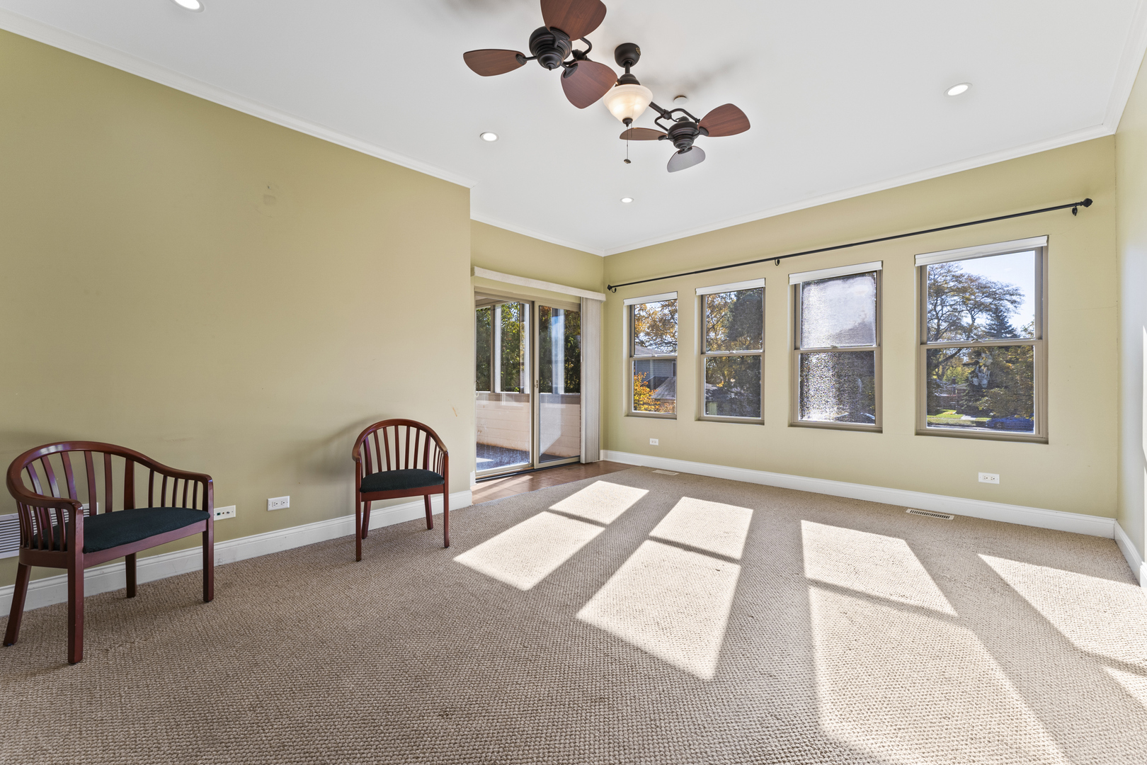 5533 LINCOLN Avenue, Morton Grove, IL 60053