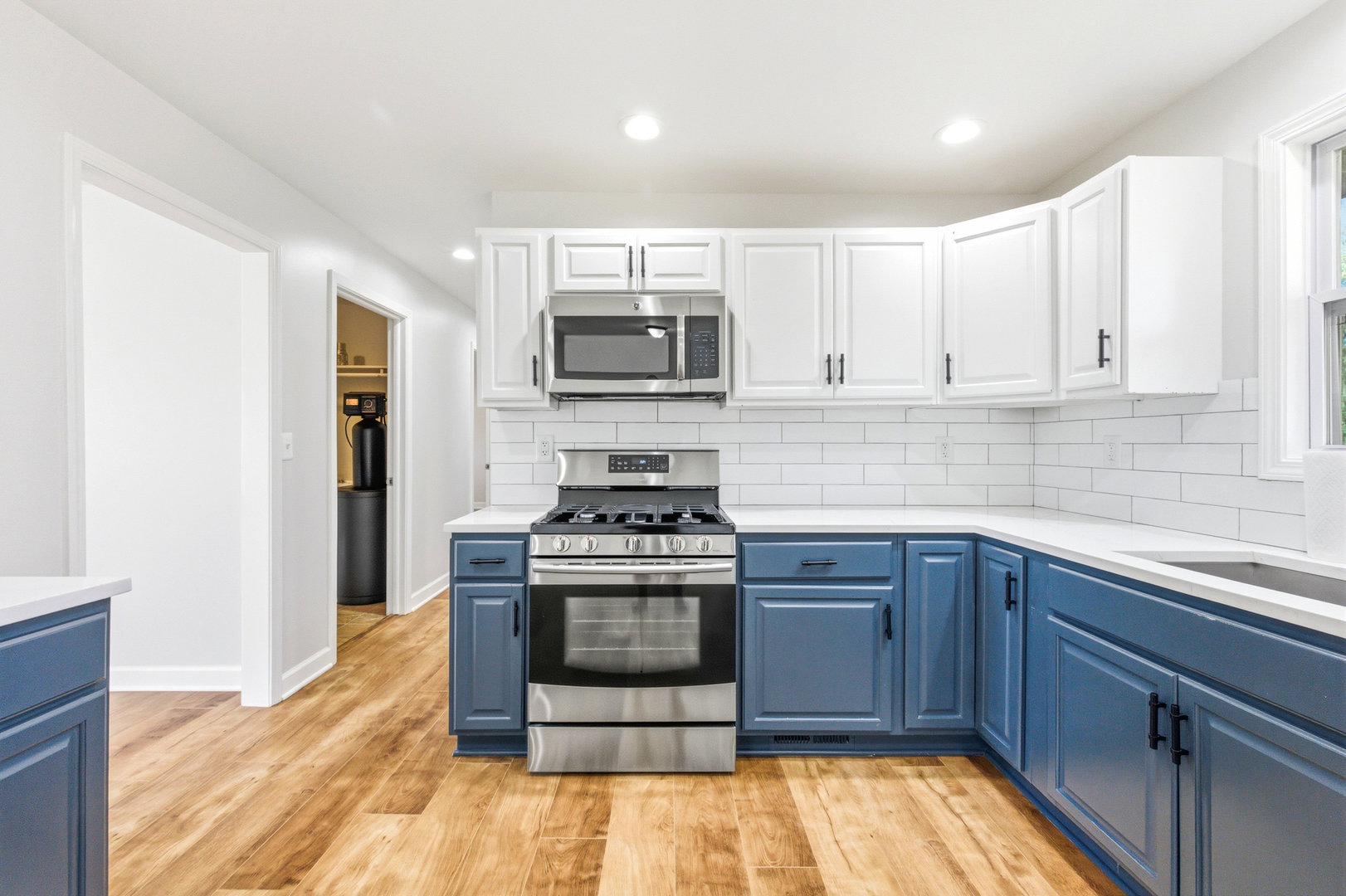 19 Brookside Lane, Bristol, IL 60512