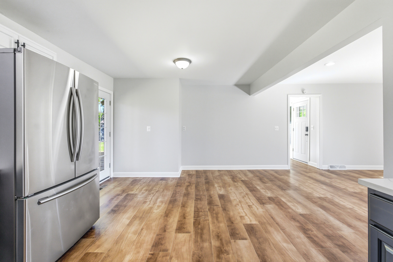 19 Brookside Lane, Bristol, IL 60512