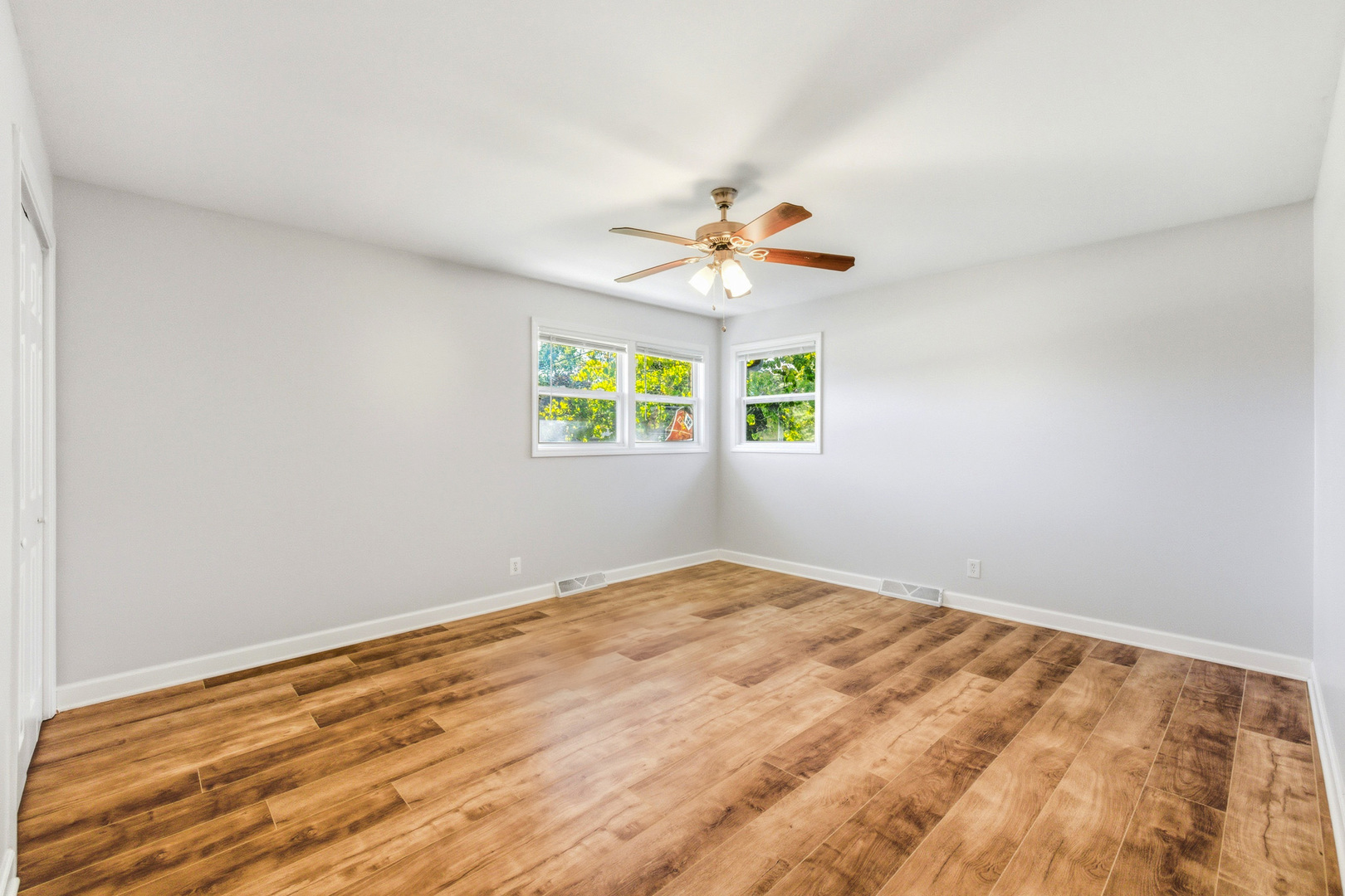 19 Brookside Lane, Bristol, IL 60512