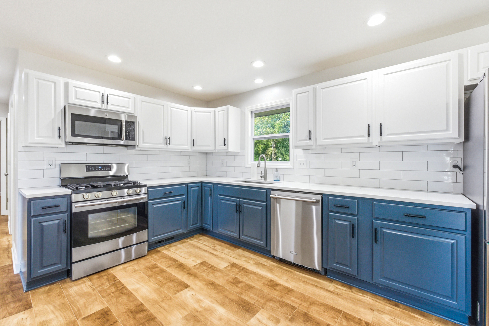 19 Brookside Lane, Bristol, IL 60512