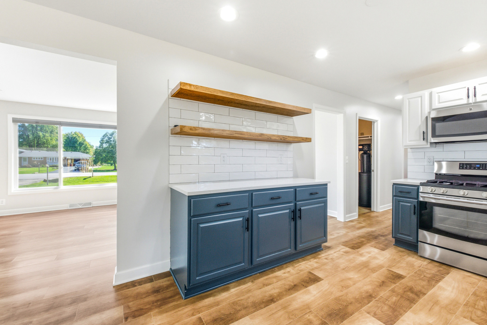 19 Brookside Lane, Bristol, IL 60512