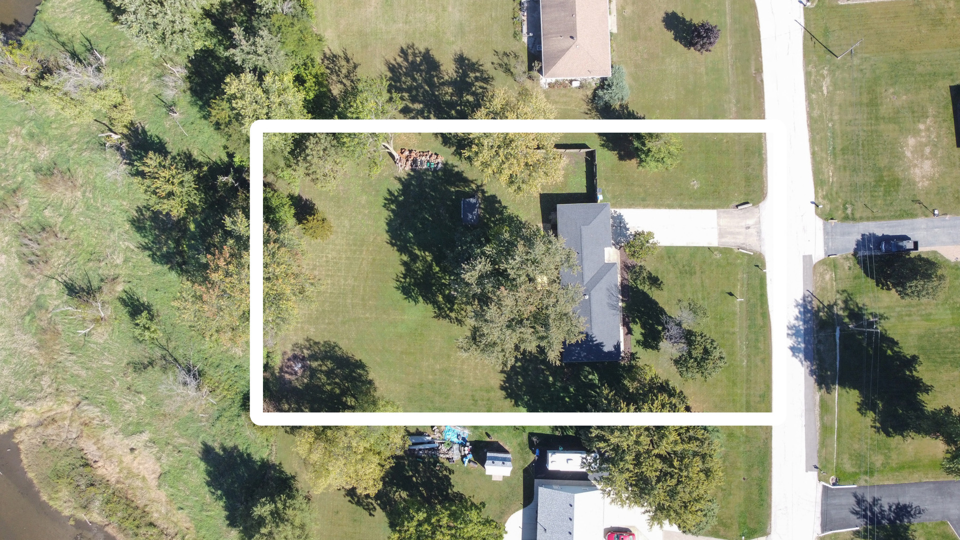 19 Brookside Lane, Bristol, IL 60512