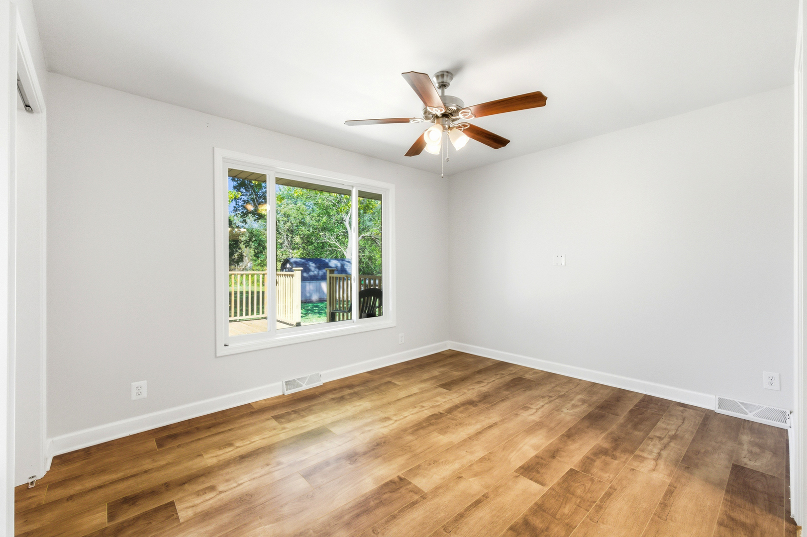 19 Brookside Lane, Bristol, IL 60512