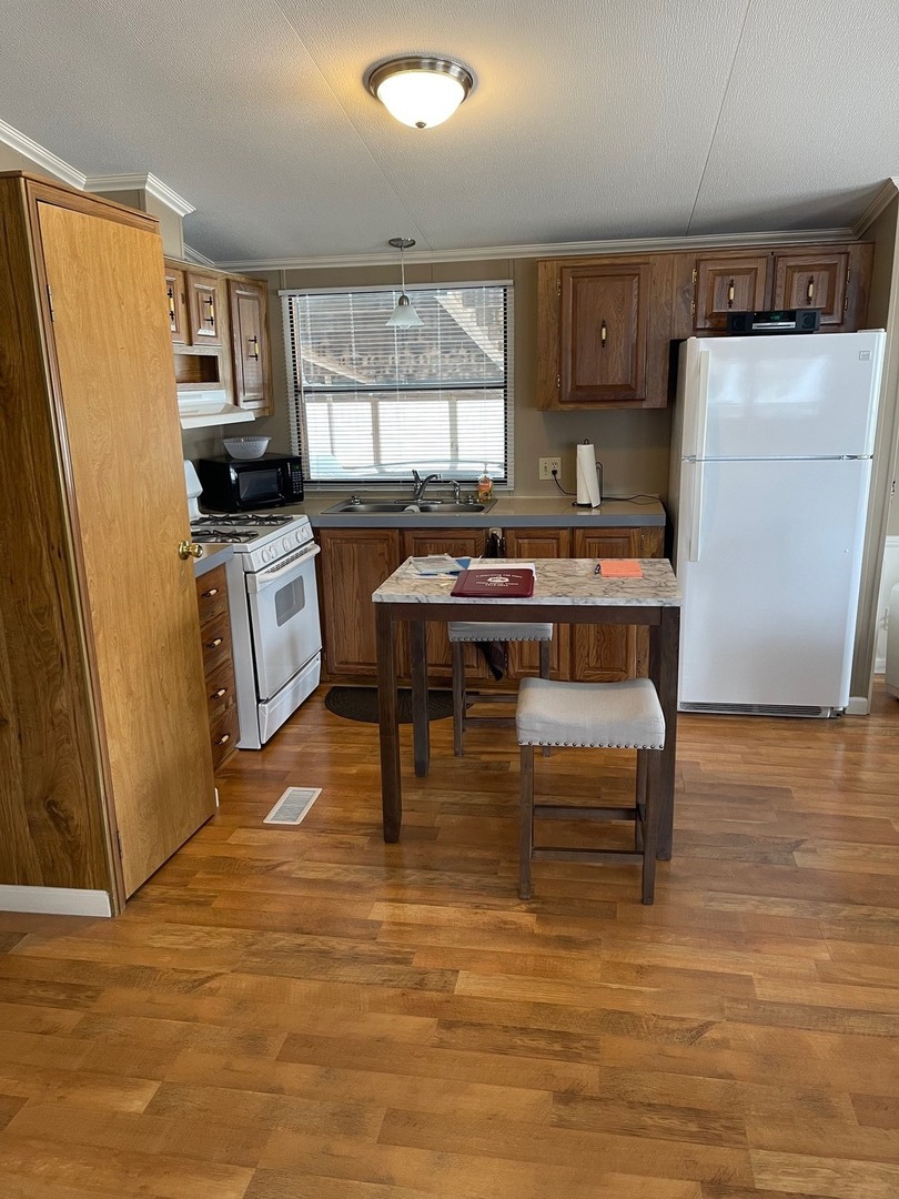 605 Pine Street #18, Normal, IL 61761