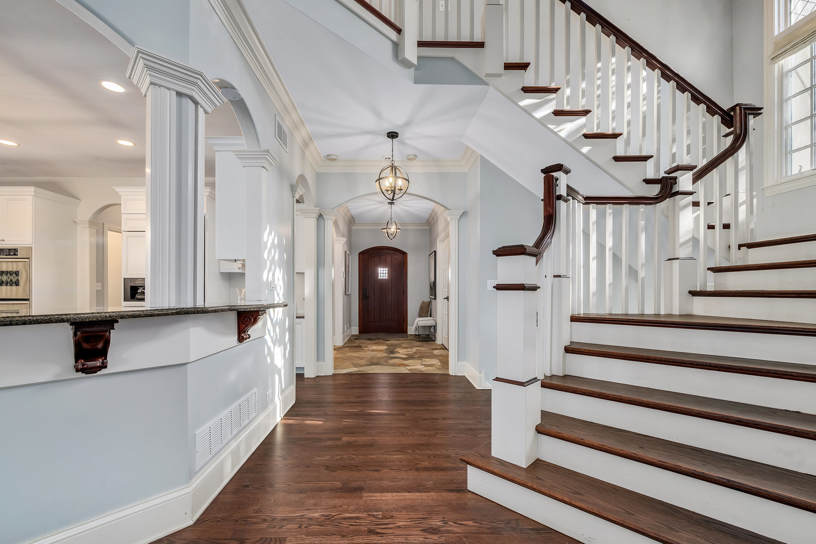 5220 Benton Avenue, Downers Grove, IL 60515