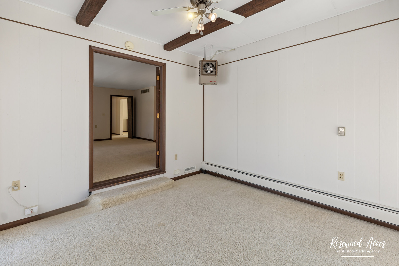 160 E Pendexter Avenue, Watseka, IL 60970