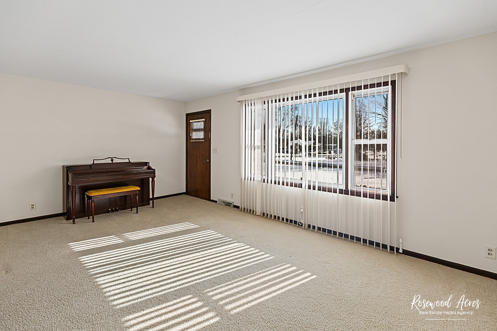 160 E Pendexter Avenue, Watseka, IL 60970