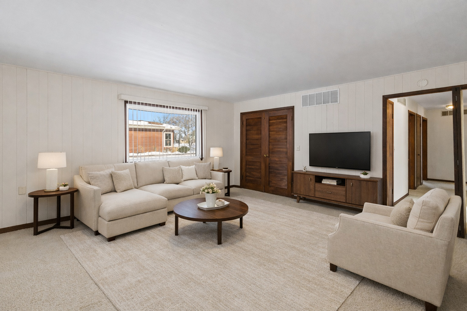 160 E Pendexter Avenue, Watseka, IL 60970