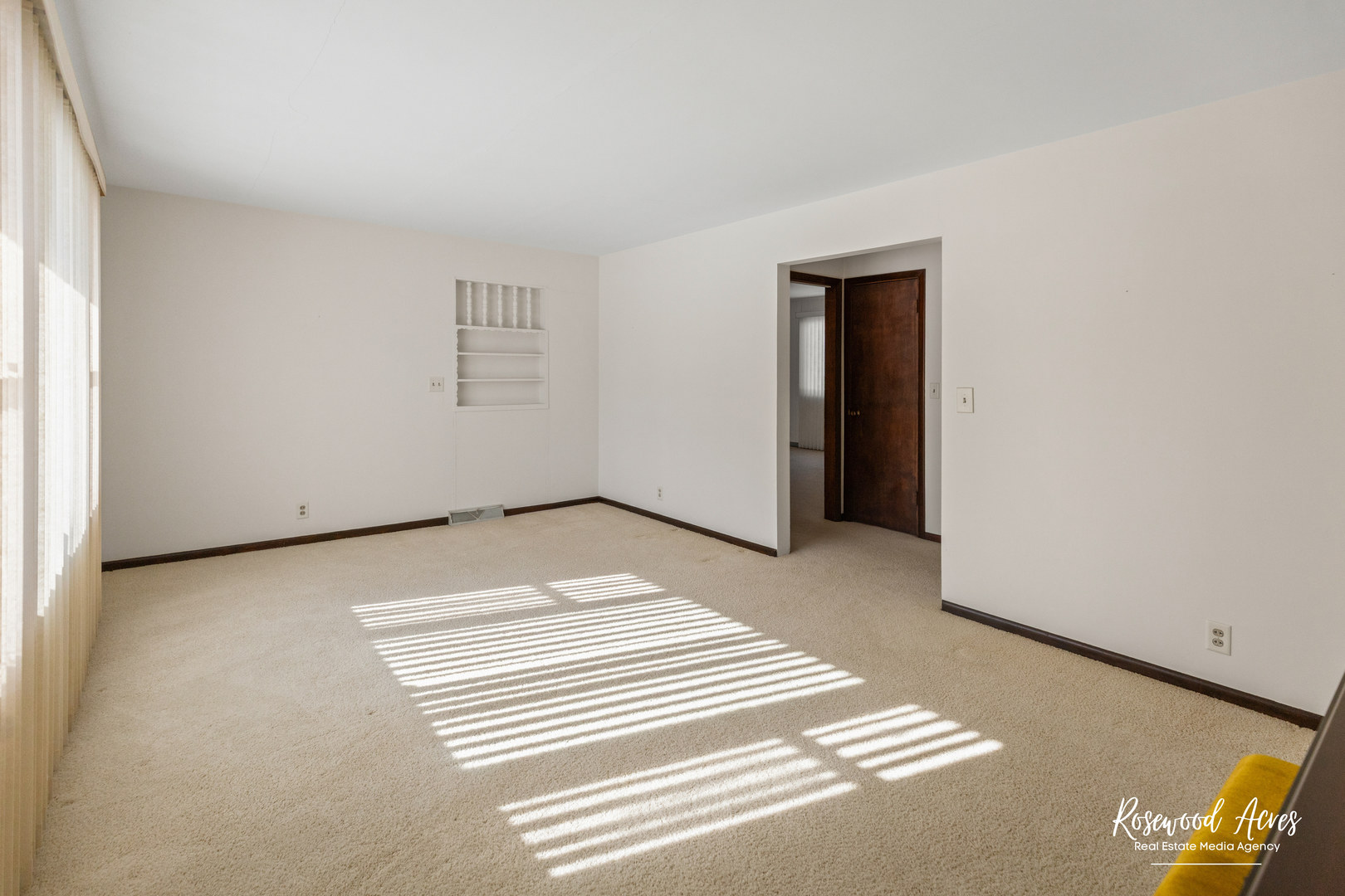 160 E Pendexter Avenue, Watseka, IL 60970