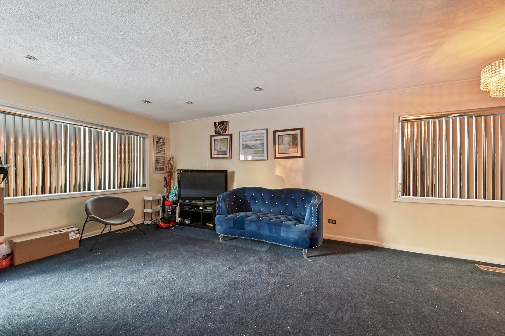 115 Willow Street, Park Forest, IL 60466