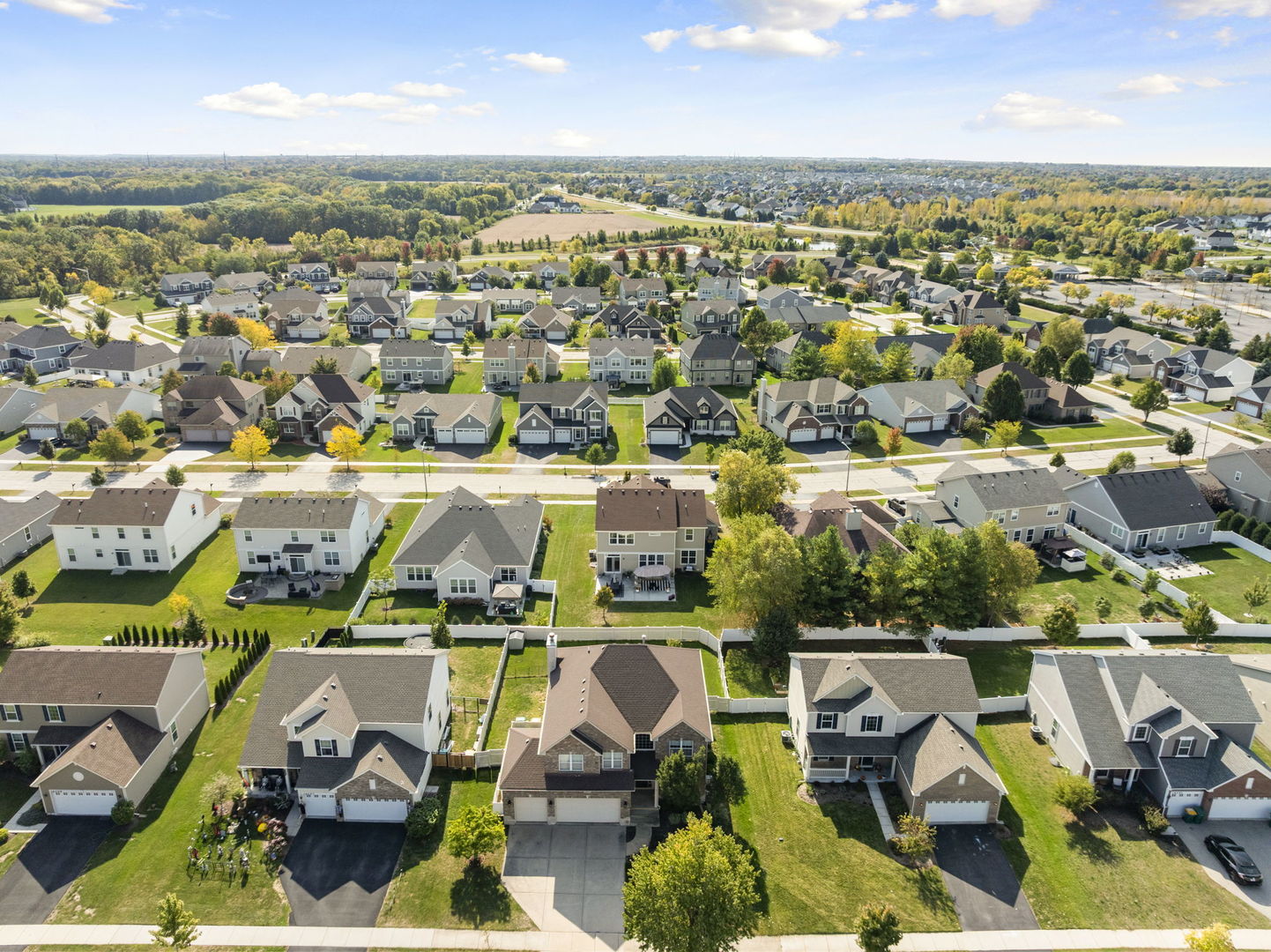 25220 W Zoumar Drive, Plainfield, IL 60586