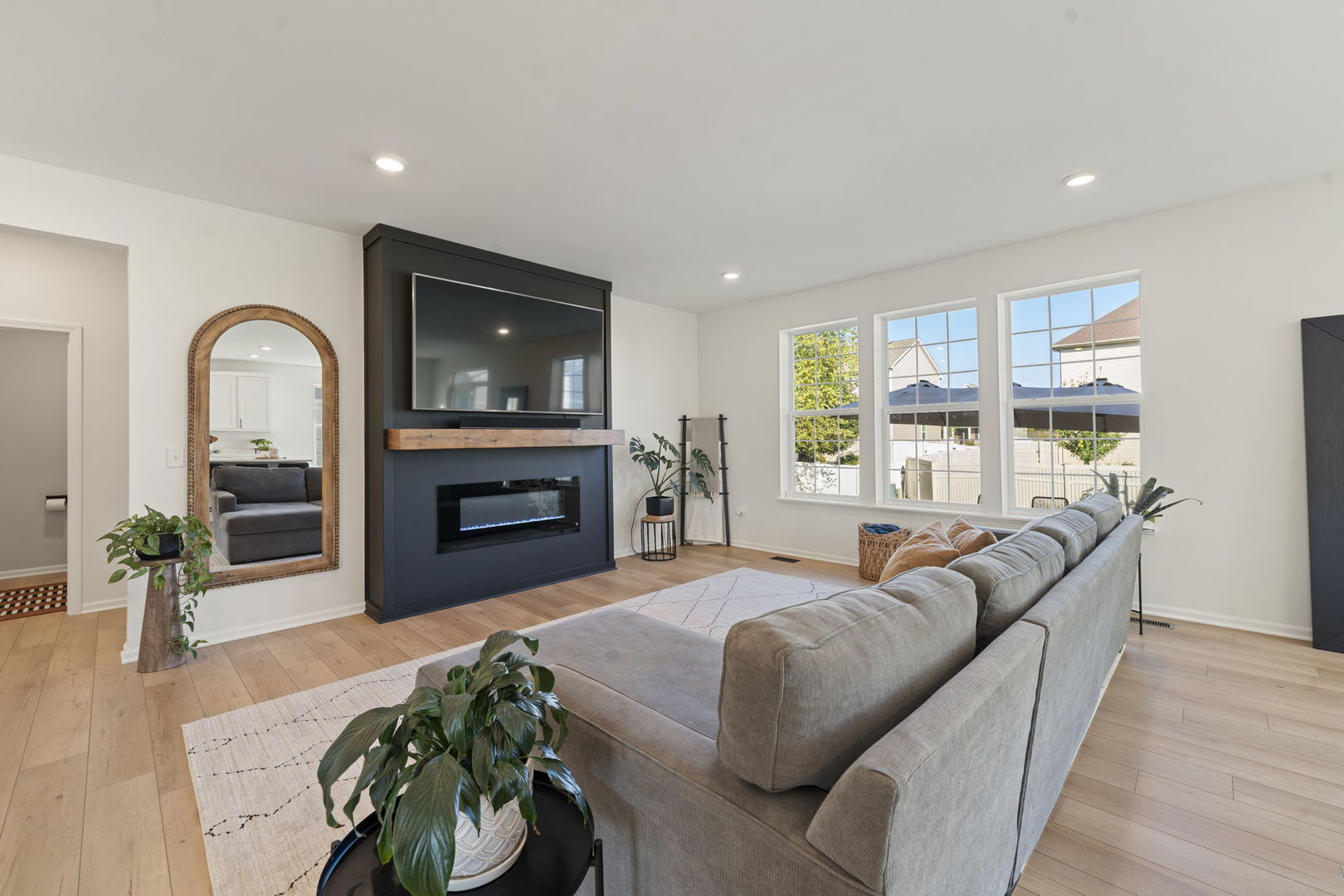 25220 W Zoumar Drive, Plainfield, IL 60586