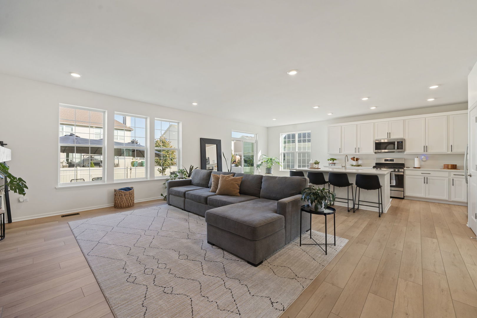 25220 W Zoumar Drive, Plainfield, IL 60586